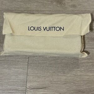 Louis Vuitton Clutch Bag (Pink Interior) with Card Holder and Metal Chain
